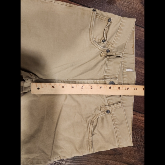Khaki Levi's Jeans - Picture 13 of 14